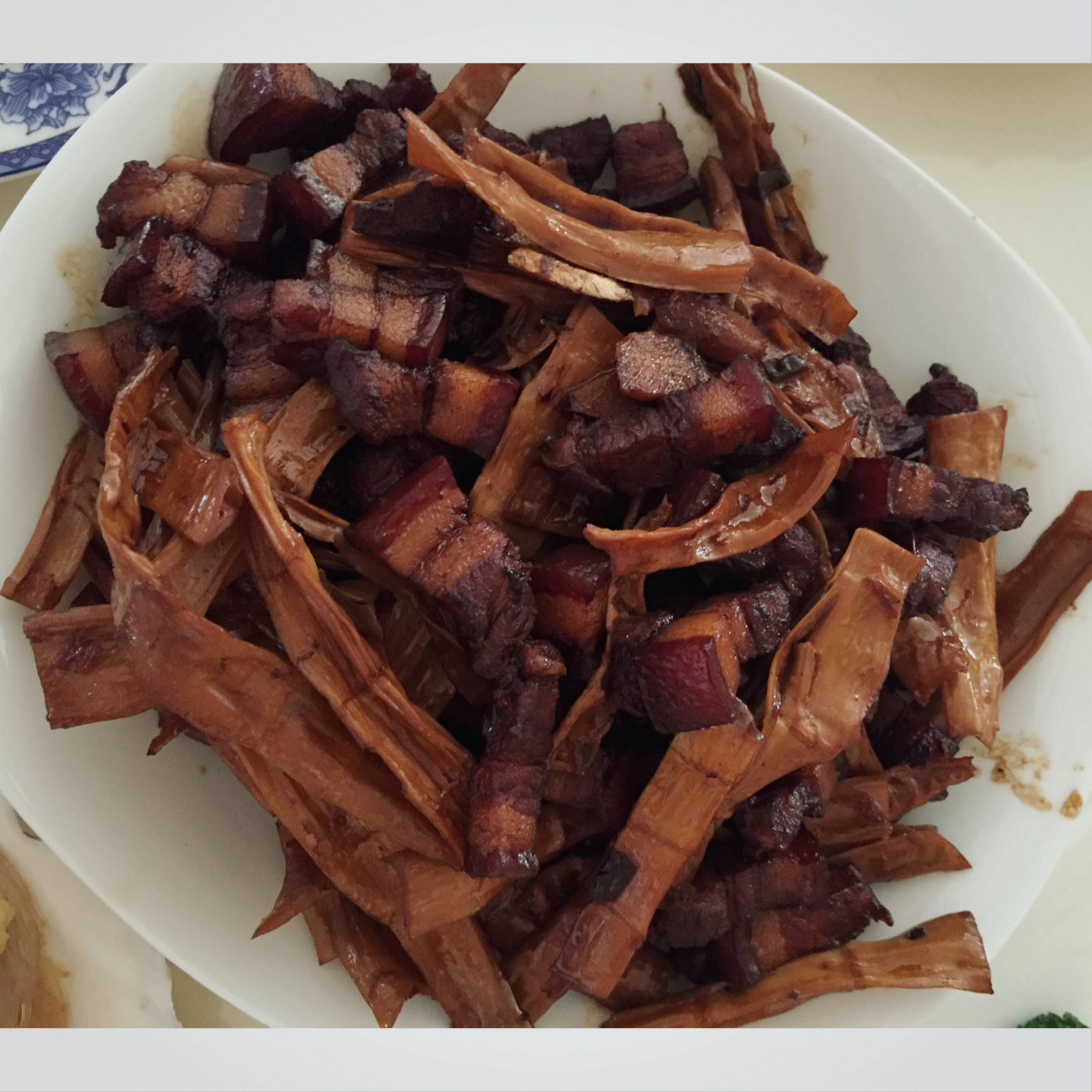 笑妈爱下厨做的笋干烧肉