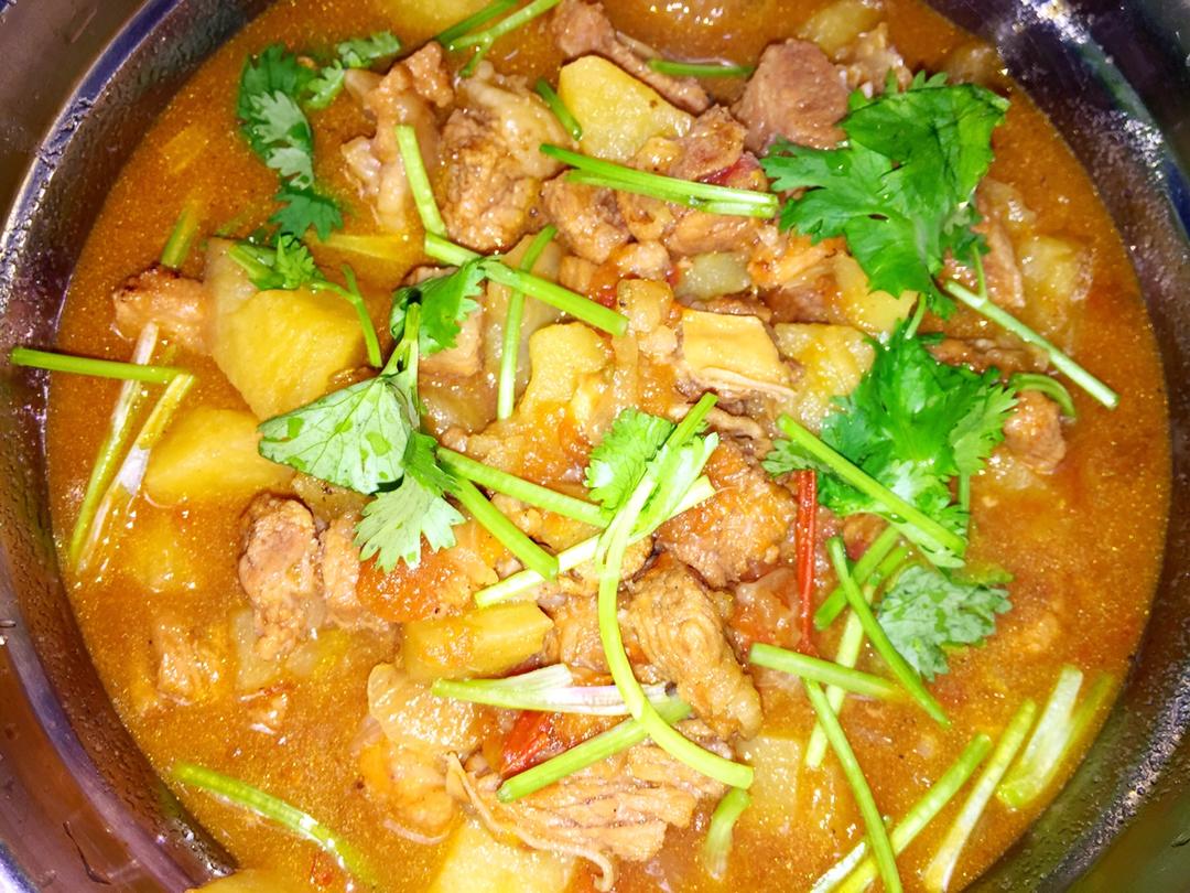 番茄土豆炖牛腩