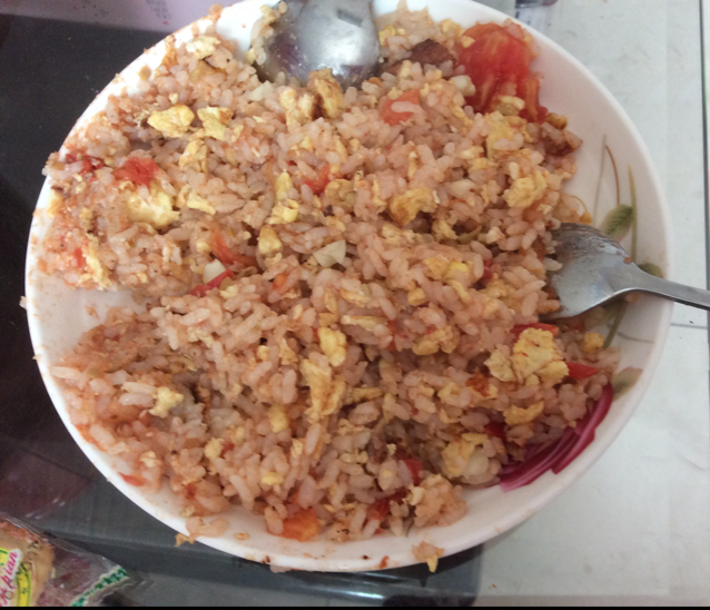 西红柿鸡蛋炒饭