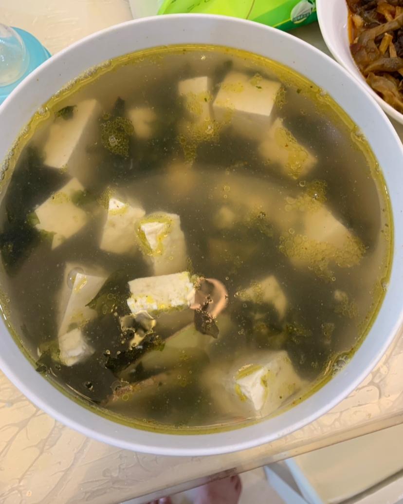 紫菜豆腐汤
