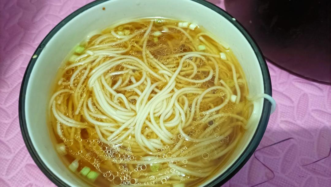 十分钟搞定的热汤面