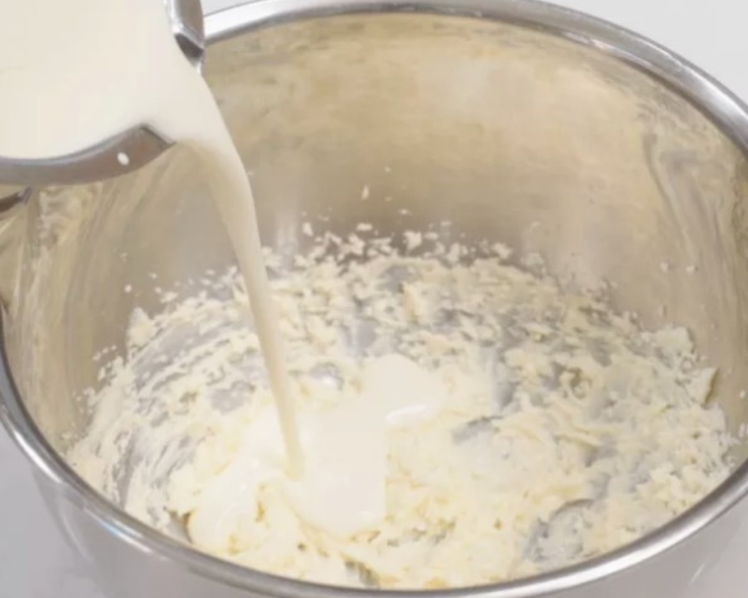 老式奶油的做法 步骤2