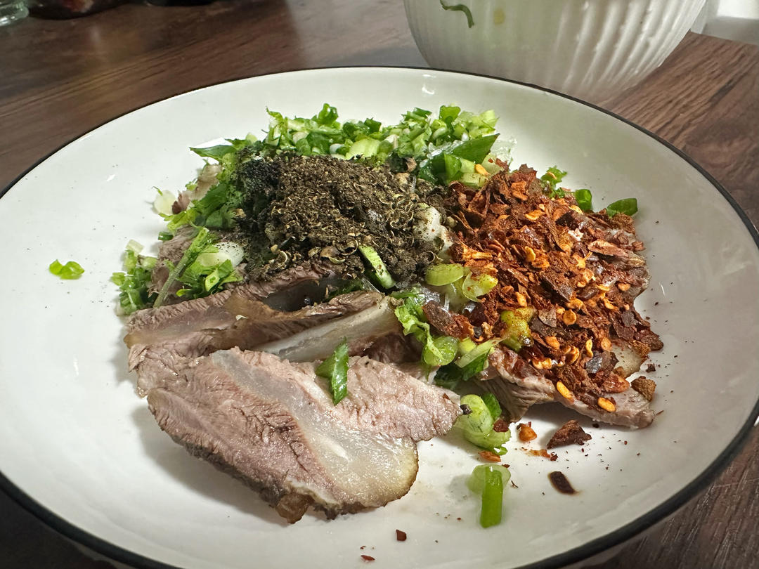大白豆蹄髈汤