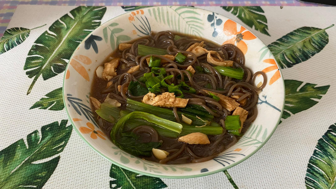 减脂荷包蛋焖荞麦面
