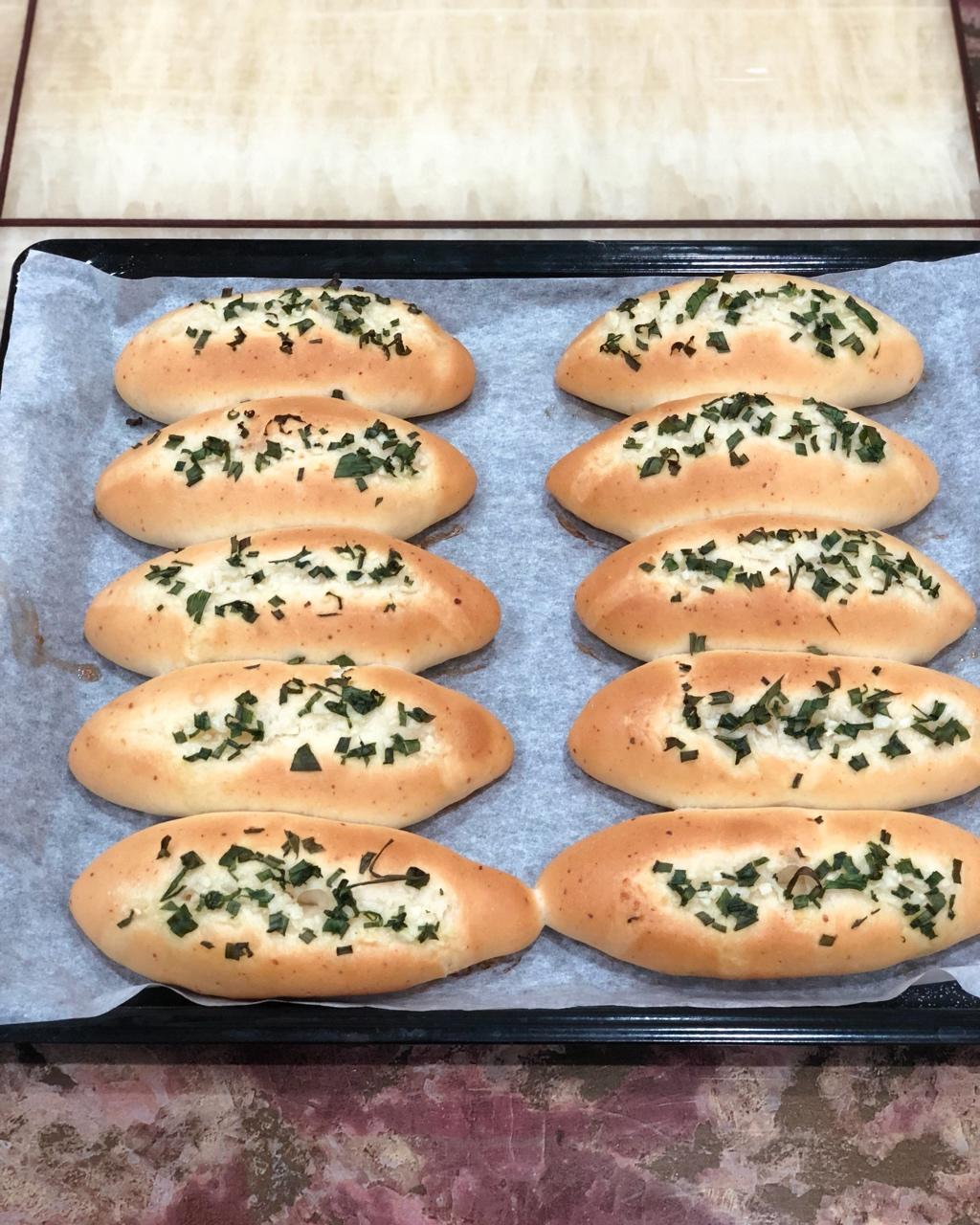 蒜香面包