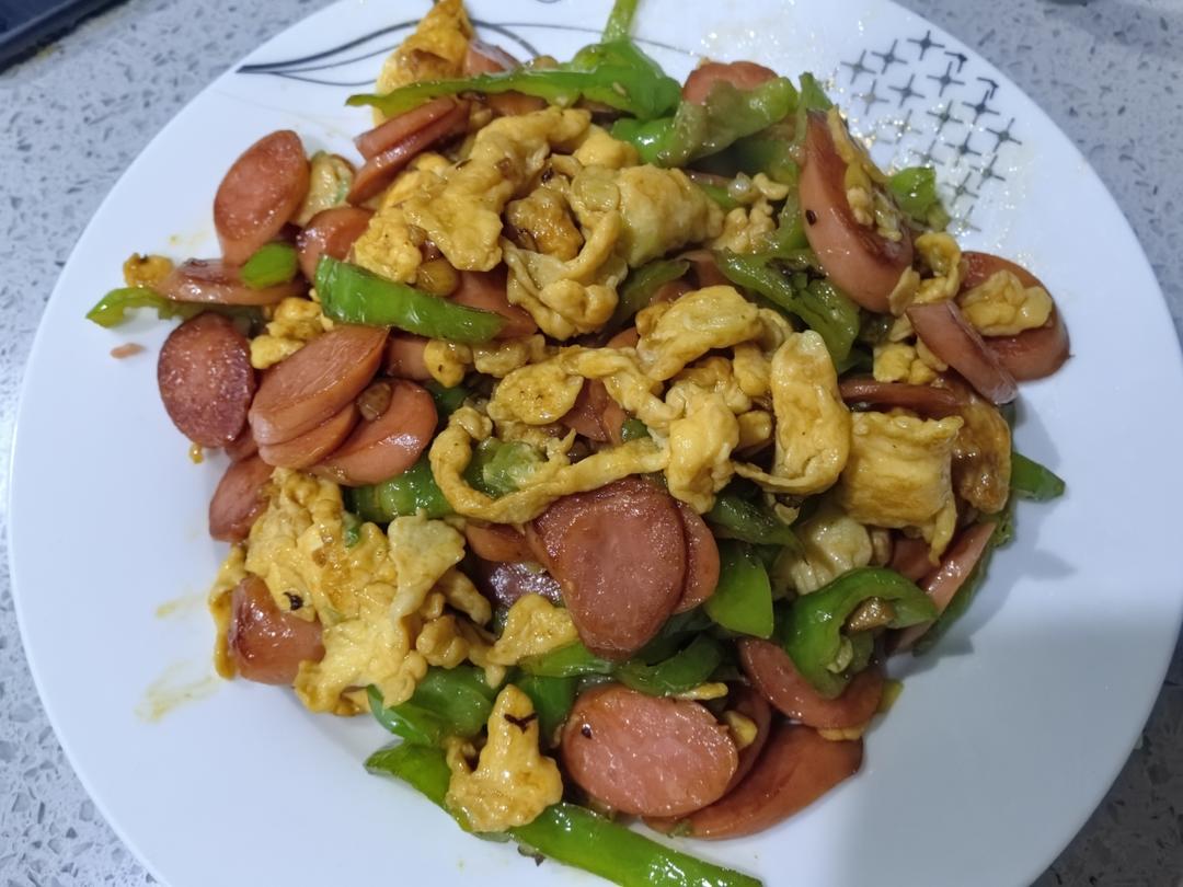 青椒火腿炒鸡蛋