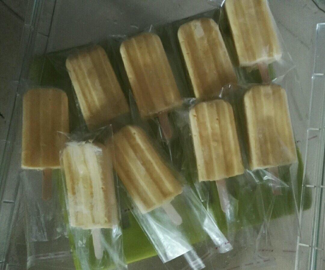 芒果酸奶冰淇淋