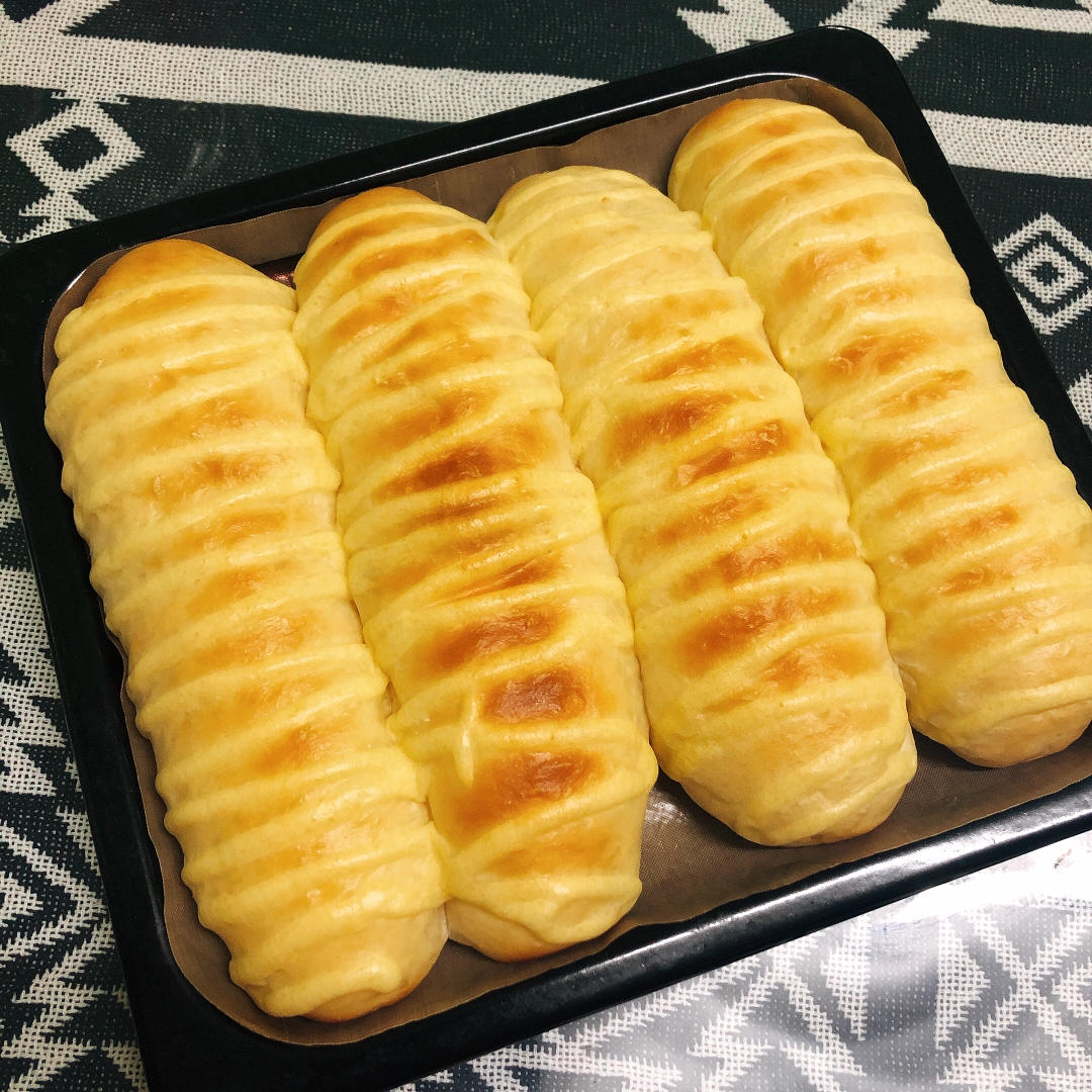 视频🐛经典｜毛毛虫面包｜美味松软｜奶味浓郁｜一口一个满足