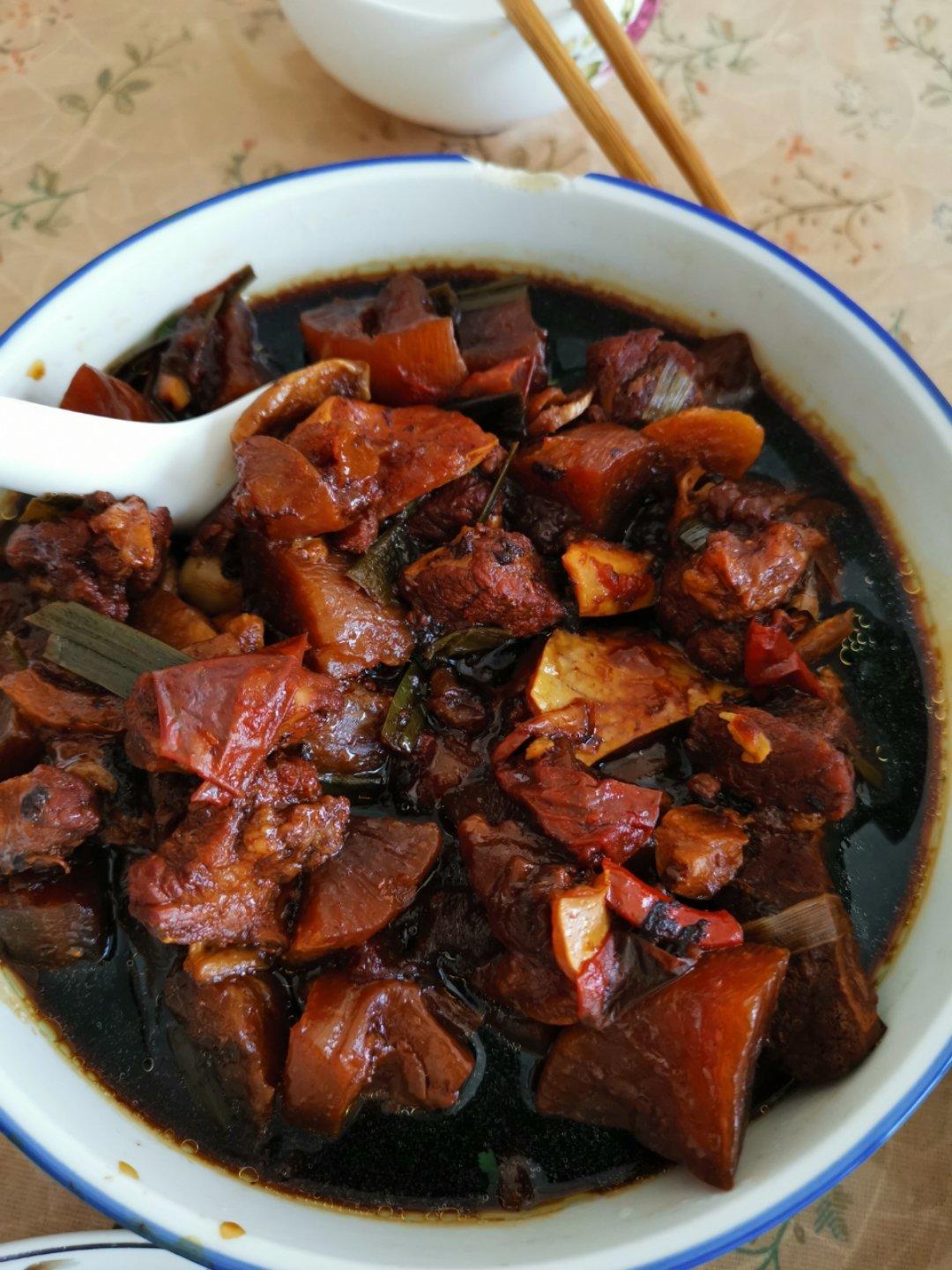 无水高压锅炖牛肉