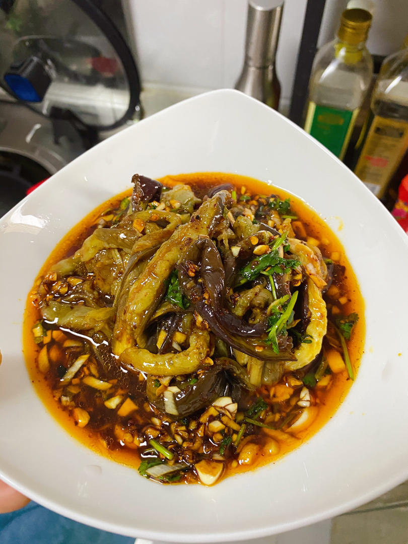 夏天必备可口菜-凉拌茄子🍆