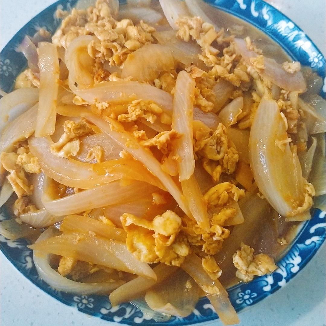 降压防癌的好食材  洋葱炒鸡蛋