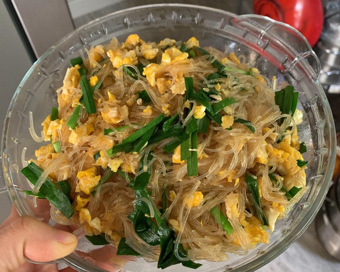 下饭🥳“韭菜鸡蛋炒粉丝”的做法