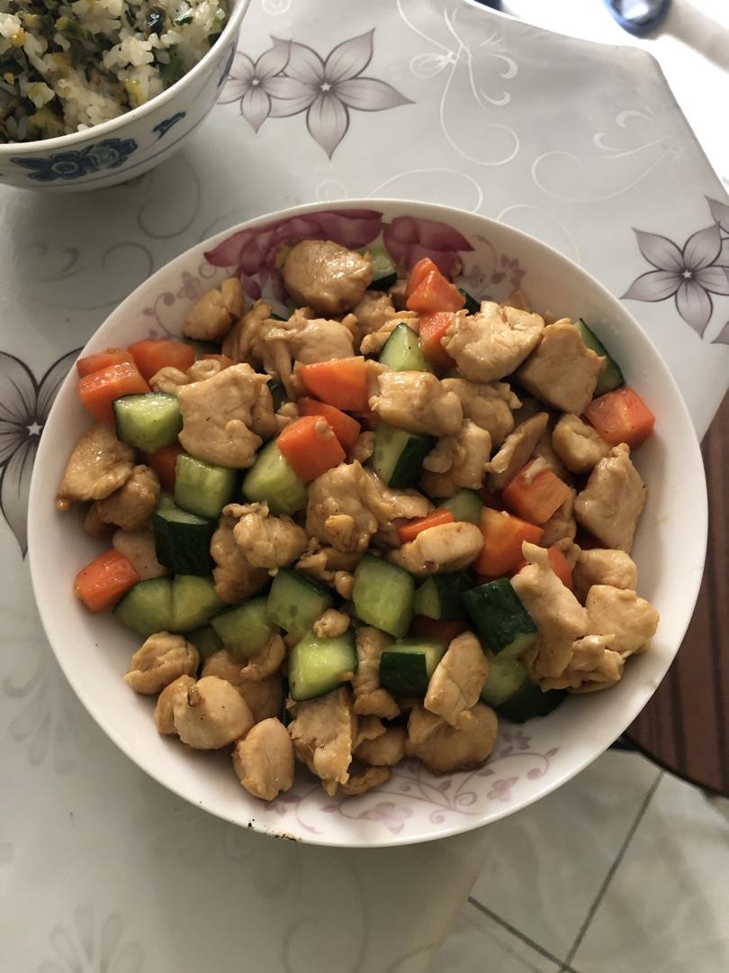 第一次发现鸡胸肉还可以这样做，😋好吃不长肉