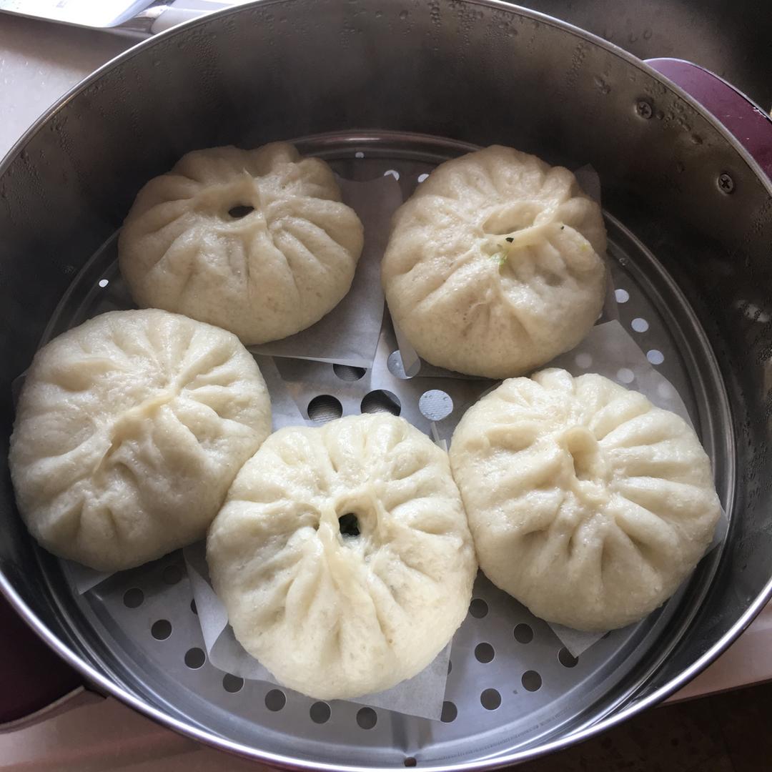 冬笋香菇菜包