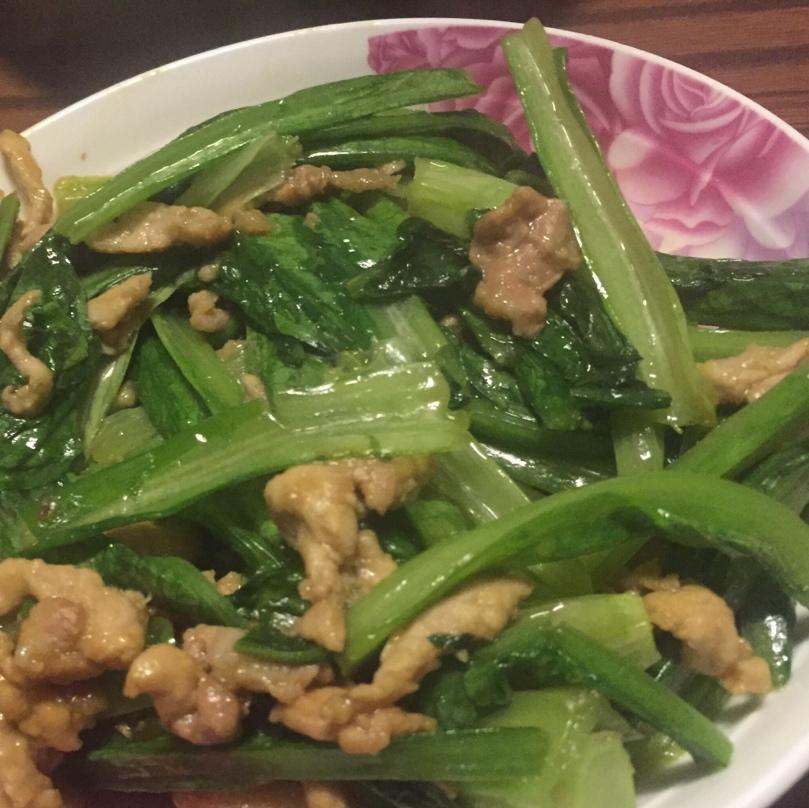 肉炒油麦菜