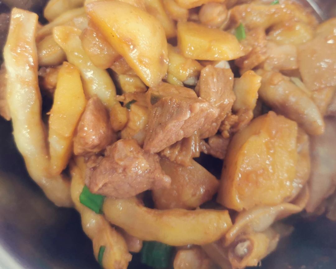 东北家常豆角炖土豆