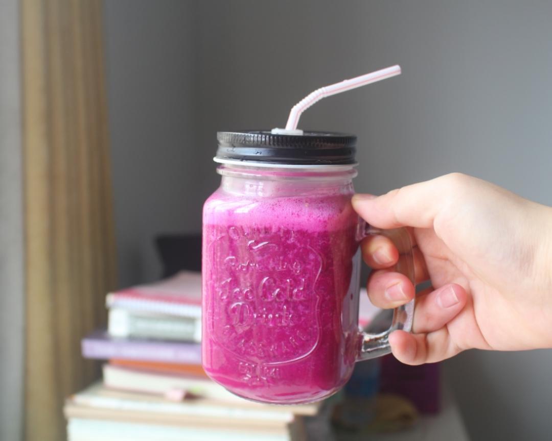 百香果火龙果汁的做法