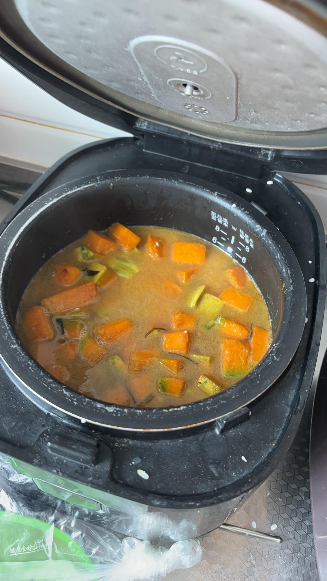 美味到不行的南瓜饭