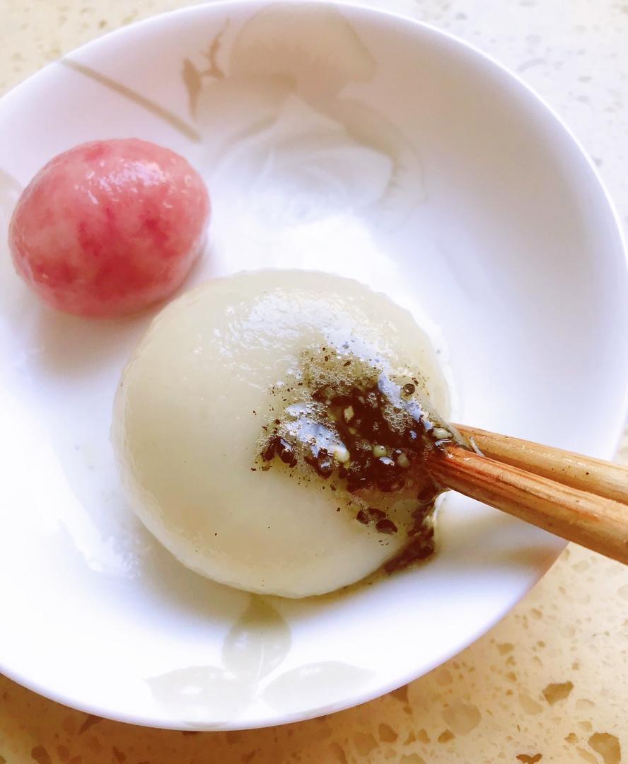 黑芝麻汤圆
