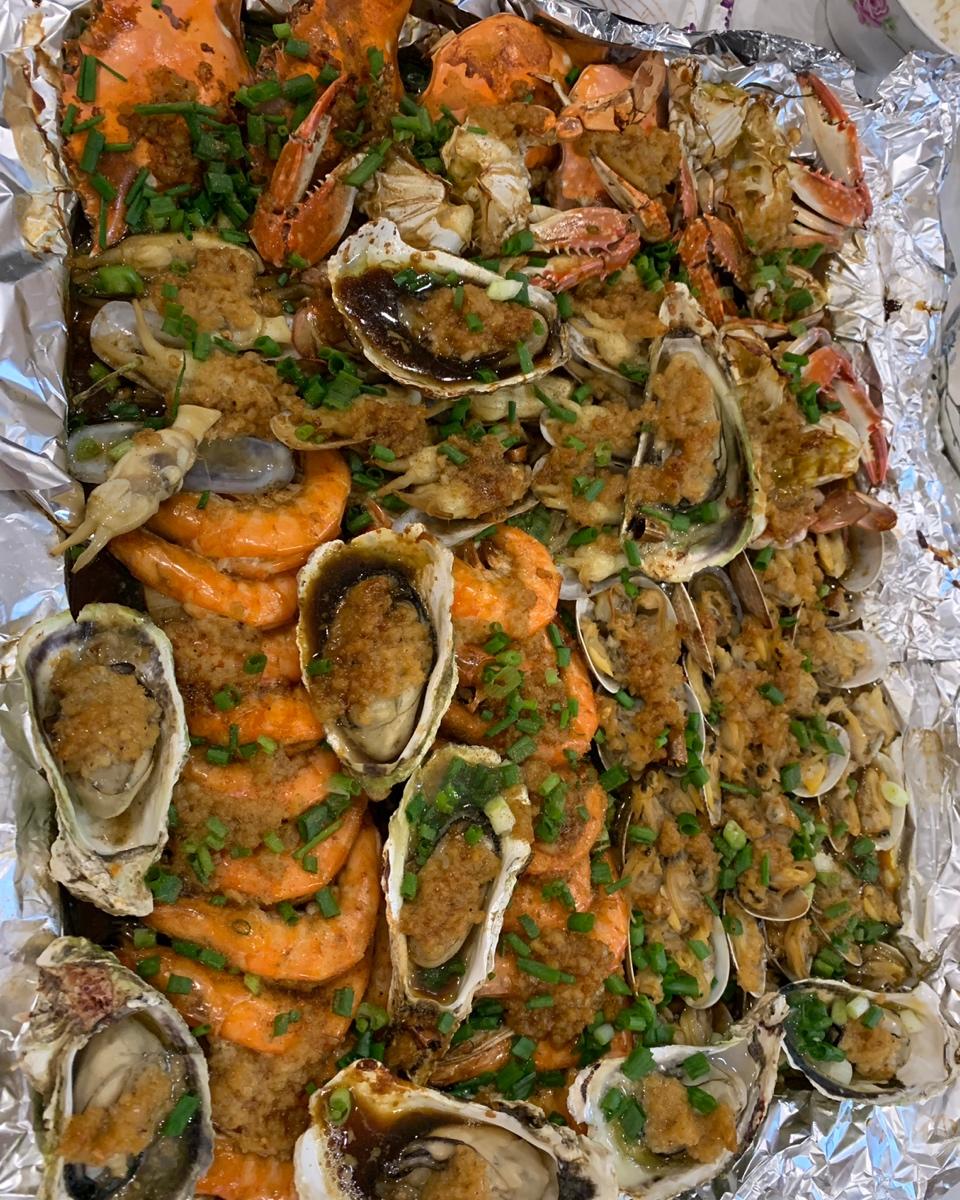 高端大气上档次之                烧烤海鲜拼盘🦀️🐟🦐🐚