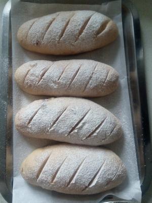 全麦桂圆红糖面包-花环面包的做法 步骤5