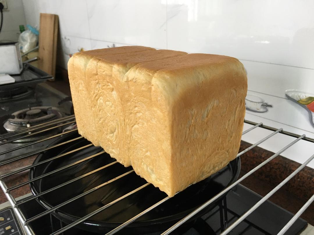 夺命软吐司(๑´ڡ`๑)超软拉丝极速方便的一次发酵吐司