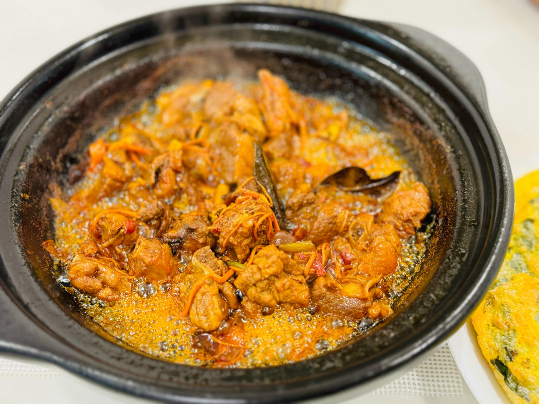 传统正宗的啤酒鸭配方和做法，鲜嫩香浓，只需炒千万不要焯水