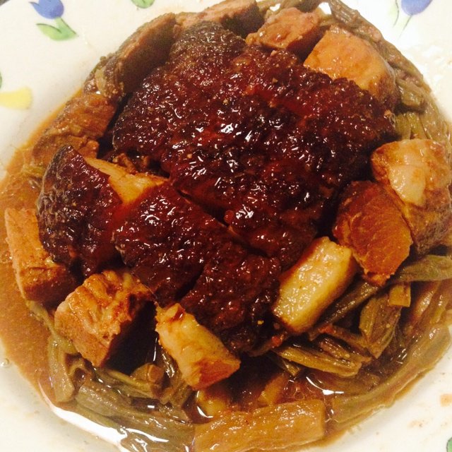 腐乳扣肉 水塘做的腐乳扣肉 赞 带皮五花肉,腐乳,腐乳汁,豆腐