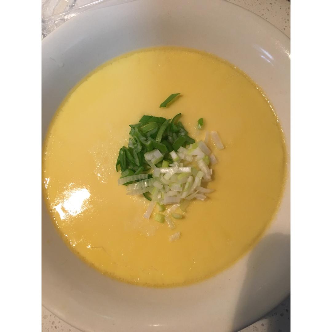 平滑如镜的蛋羹