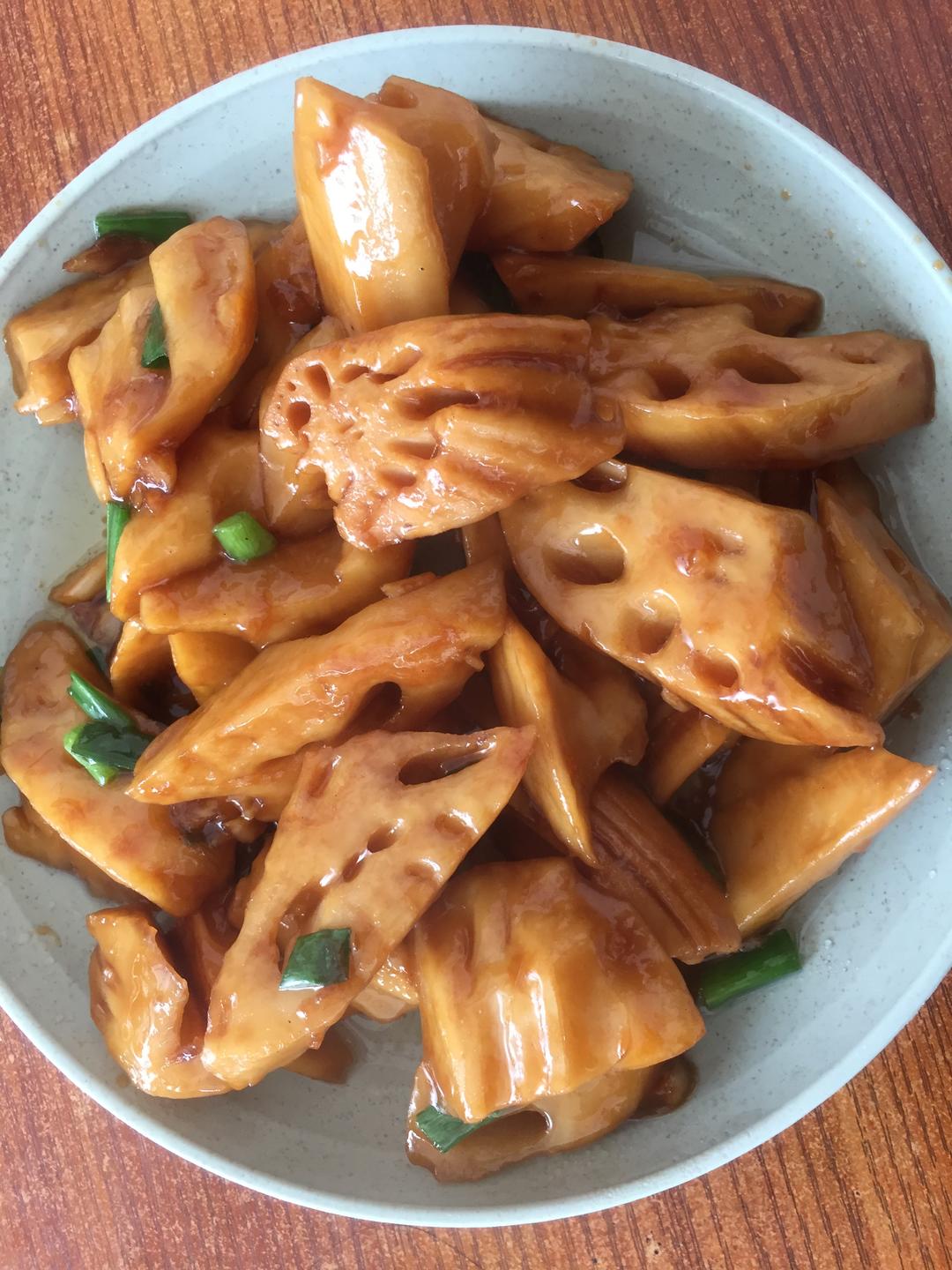 糖醋藕丁的做法