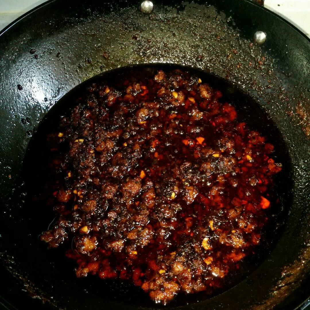 奶奶祖传秘制超香牛肉辣椒酱-下饭必备！
