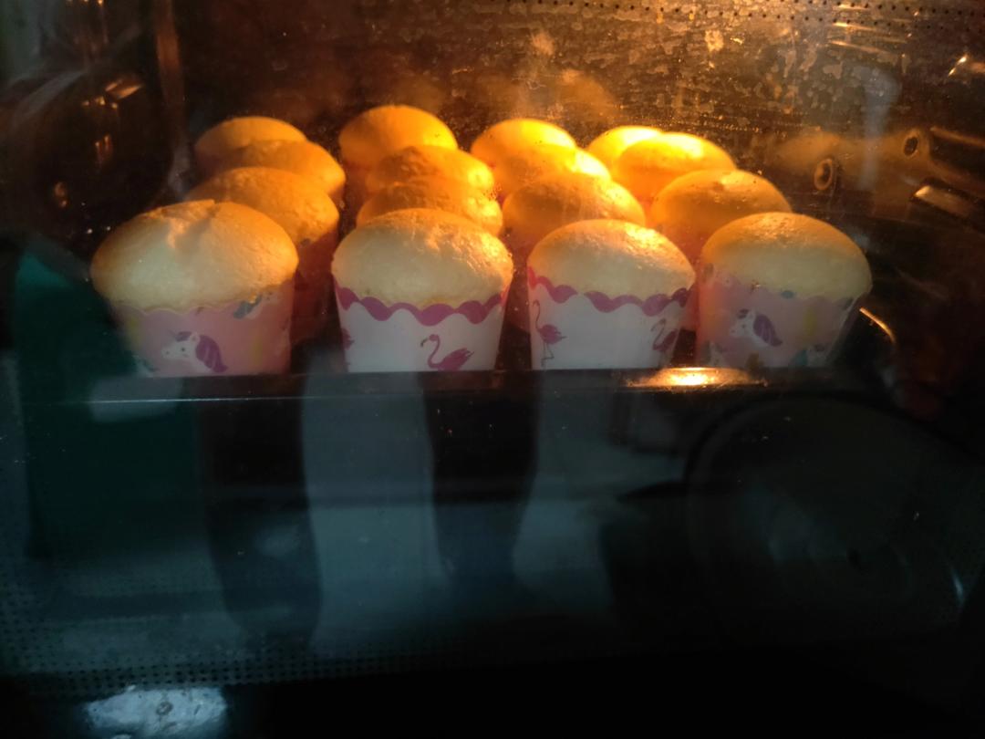 软糯杯子蛋糕不塌