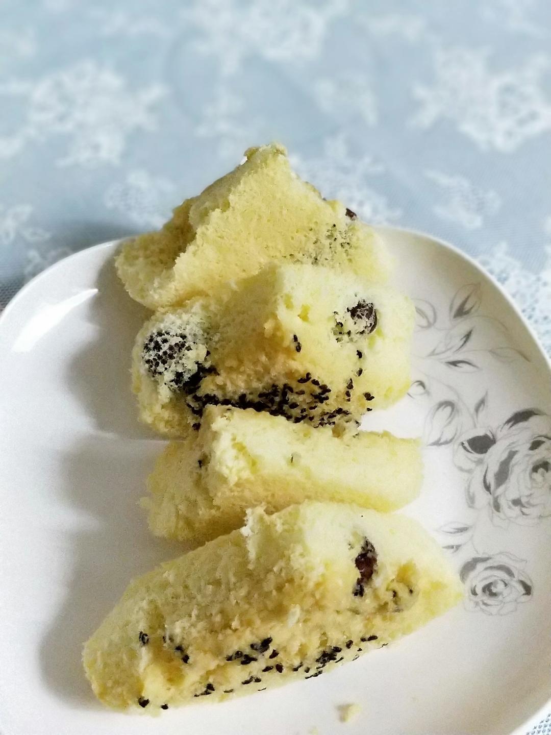 超级简单蒸黑芝麻蛋糕