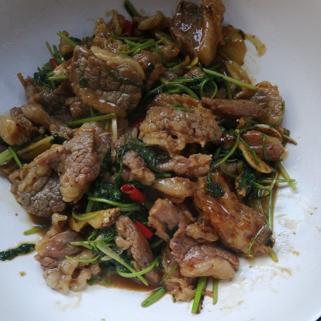 小炒牛腱肉（超详细的做法）