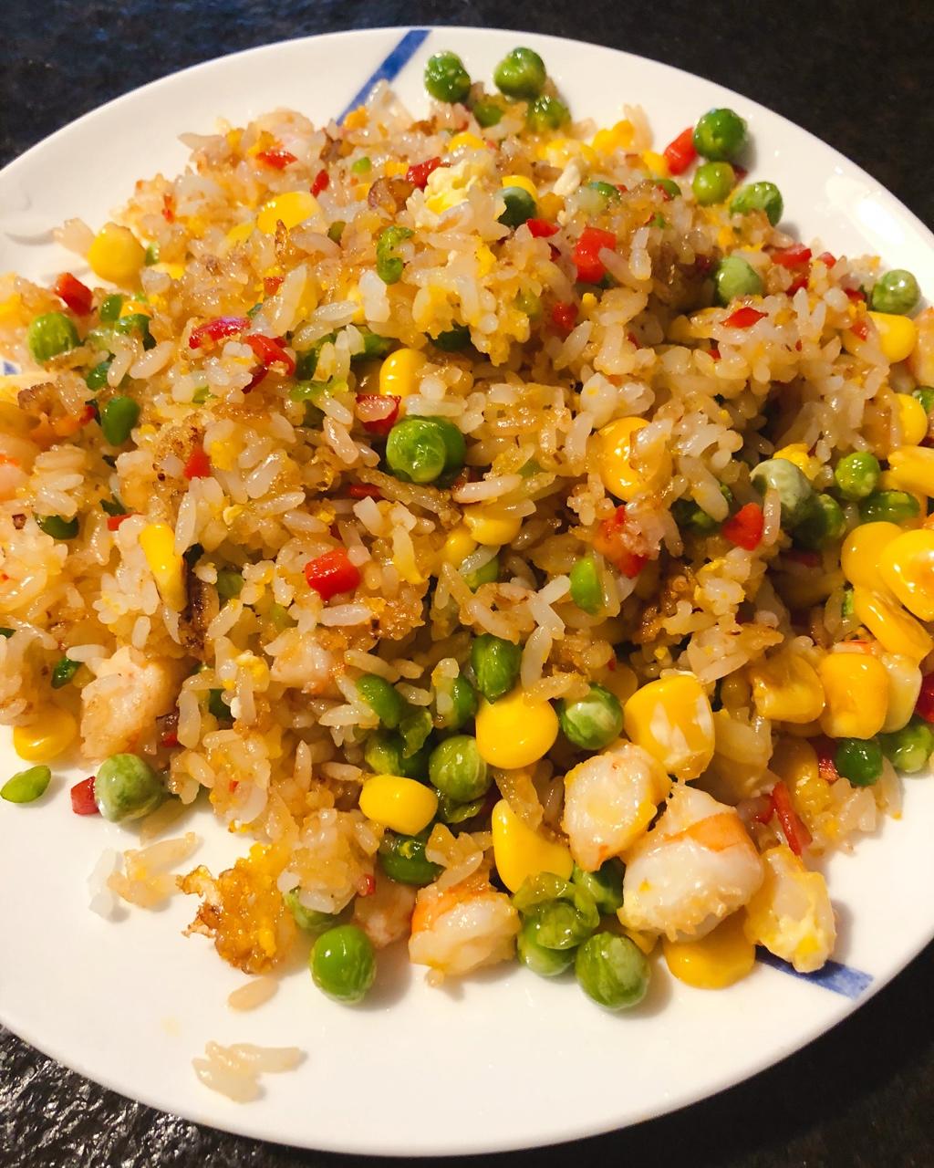 武豆豆-喵做的虾仁炒饭