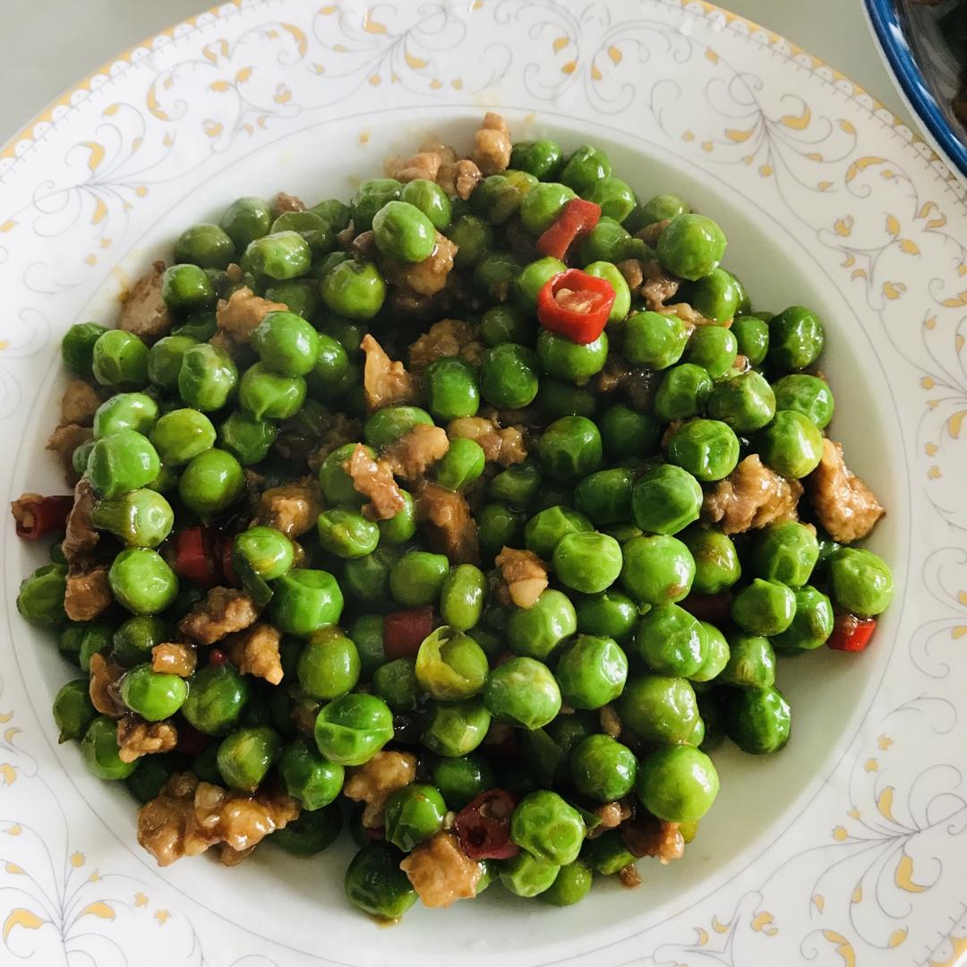 豌豆炒肉末
