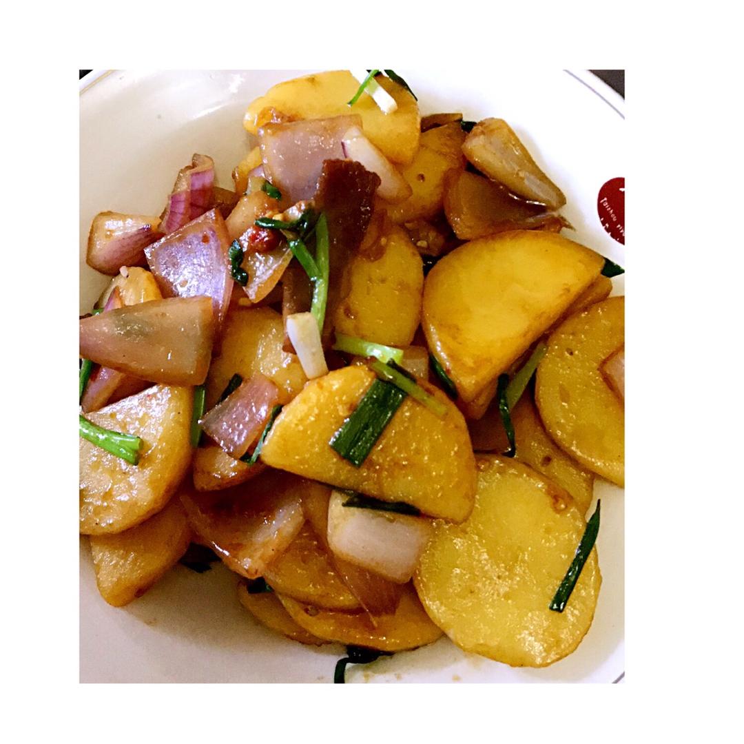 rls做的洋葱炒土豆