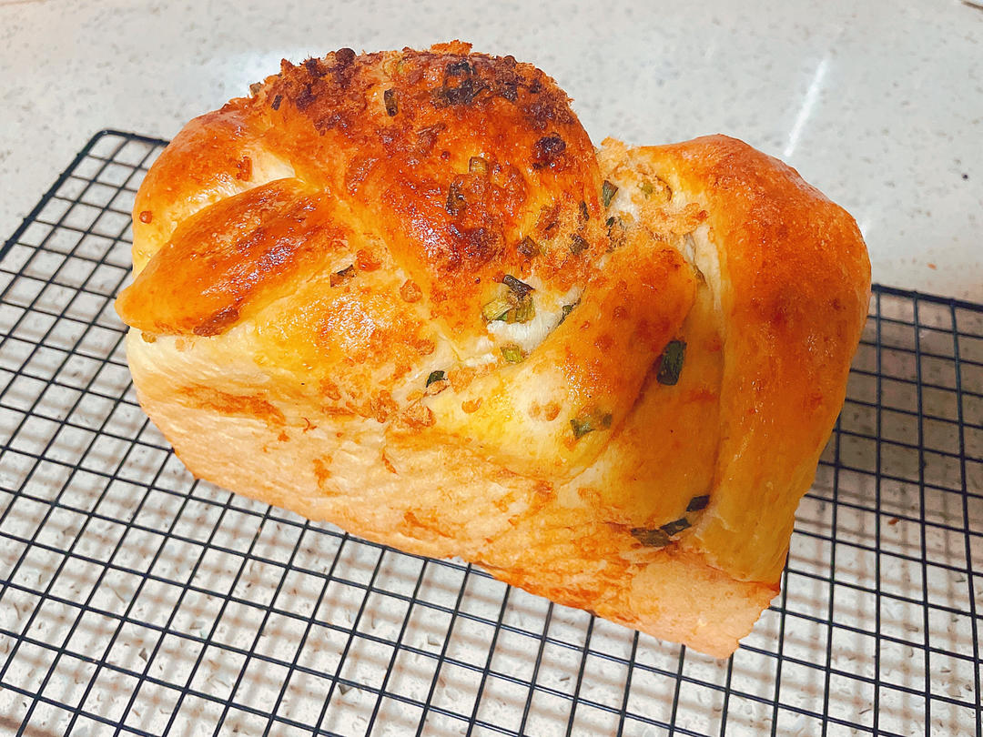 香葱肉松手撕吐司