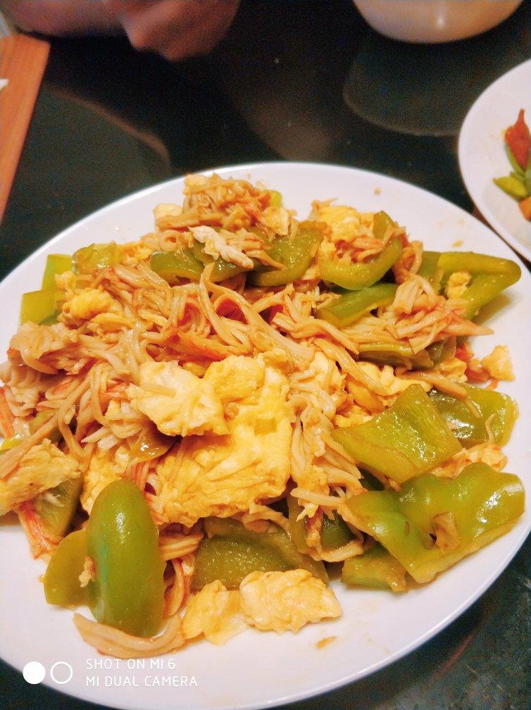 蟹肉棒炒青椒