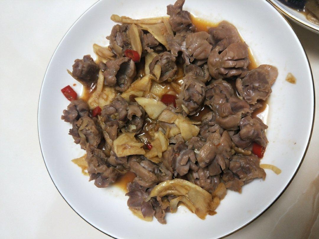 小米椒爆鸡胗