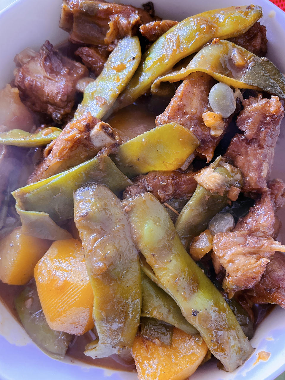 红烧排骨炖豆角