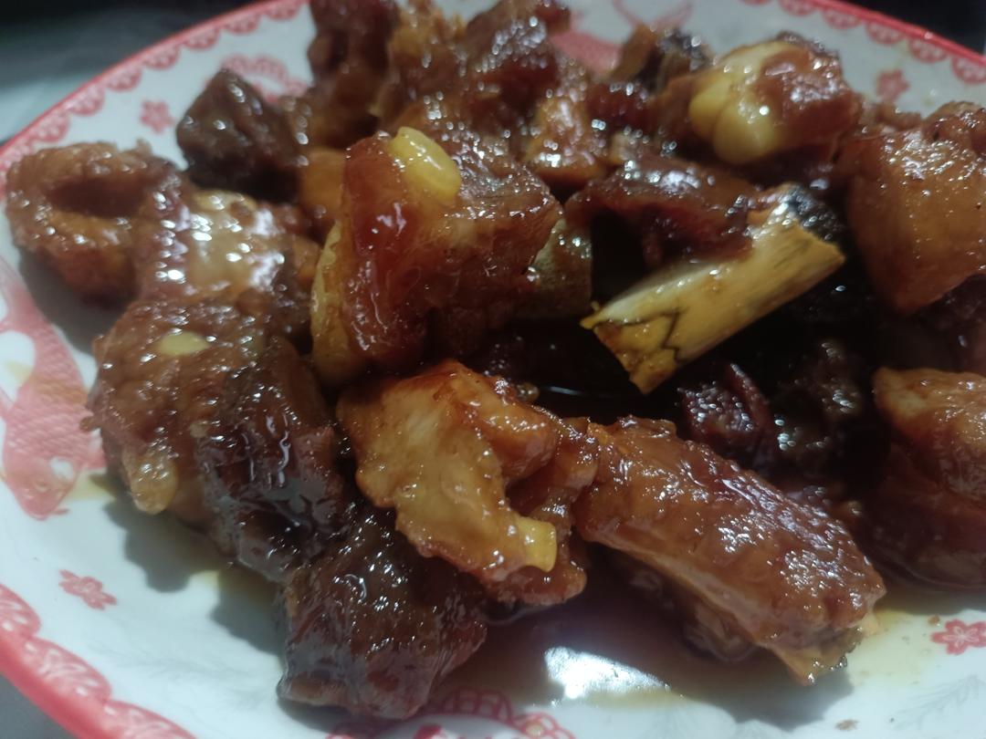 一嘬就脱骨的雪碧话梅小排