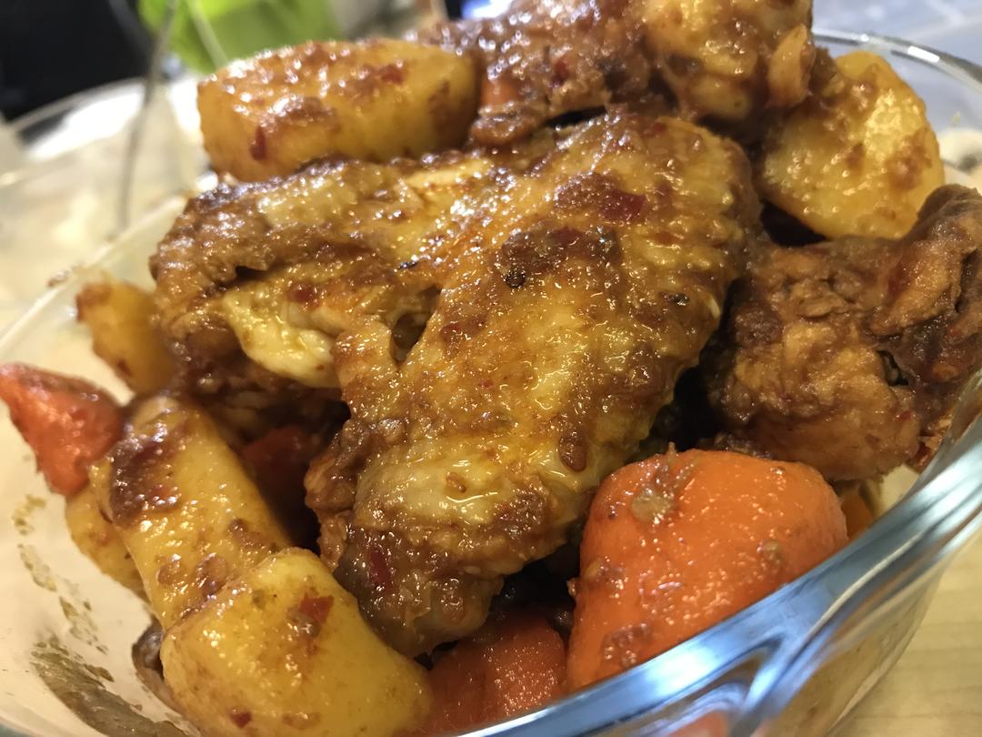 武汉风味--土豆烧鸡块