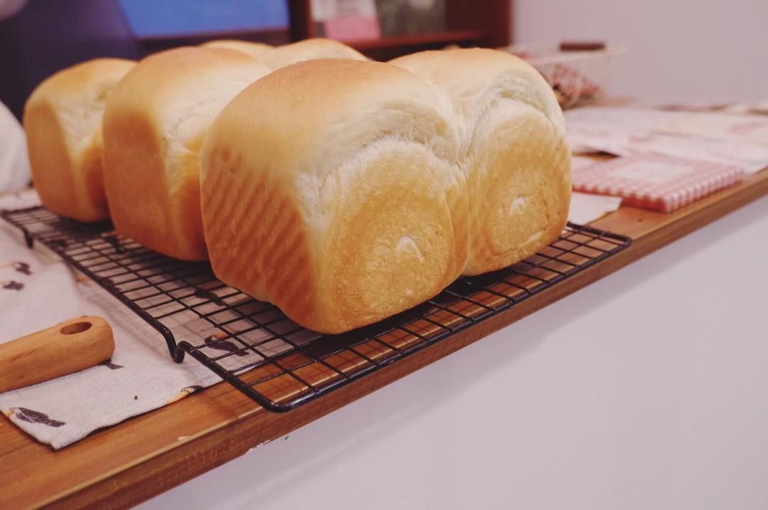 奶香浓郁的奶酪吐司