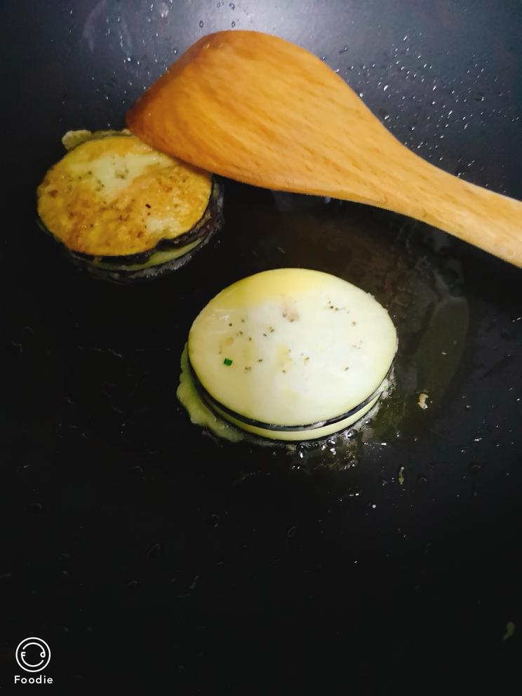 香煎茄盒