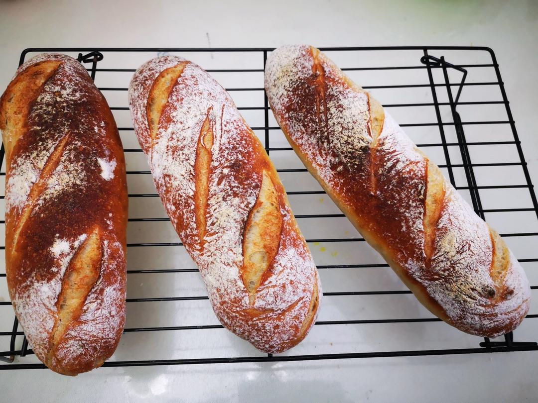 香脆健康的全麦法棍Whole Wheat Baguette