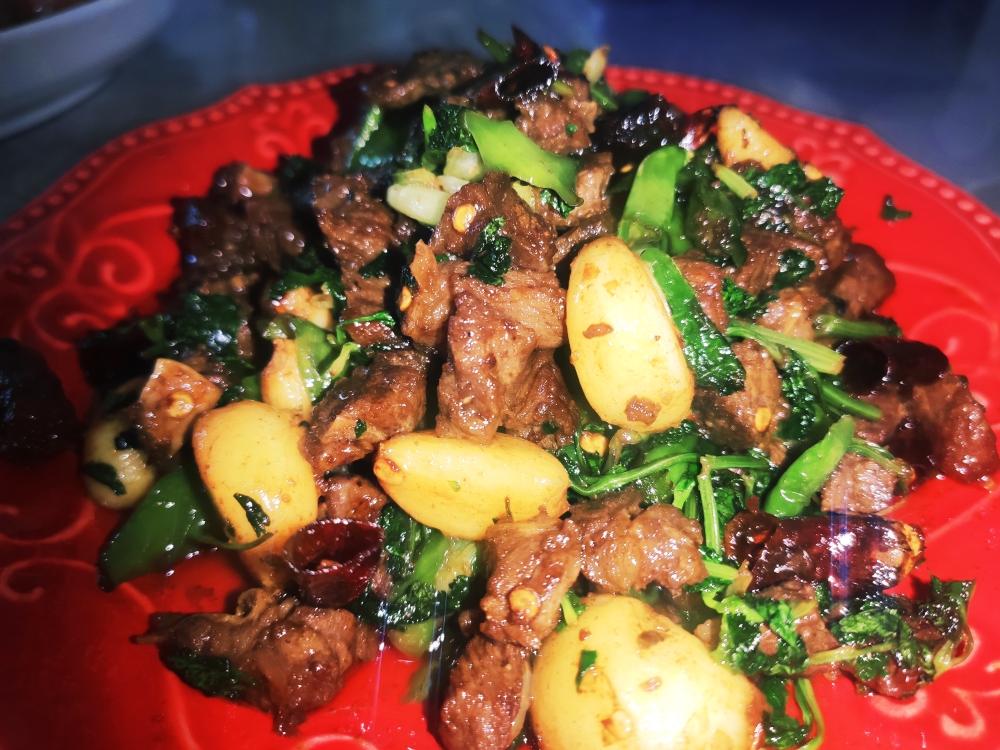 暴躁牛肉丁（孜然牛肉）的做法