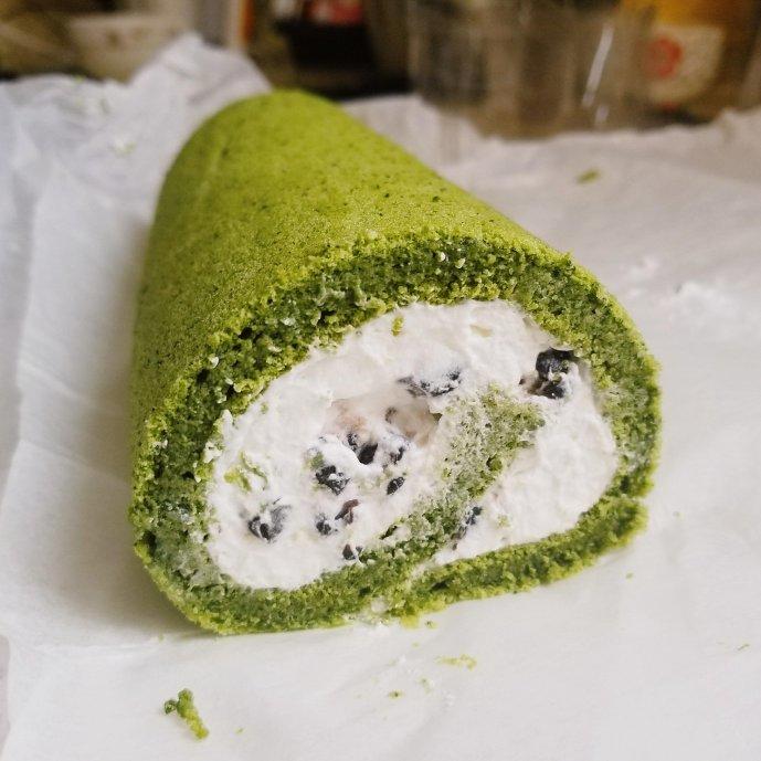 抹茶焦糖芝麻蛋糕卷