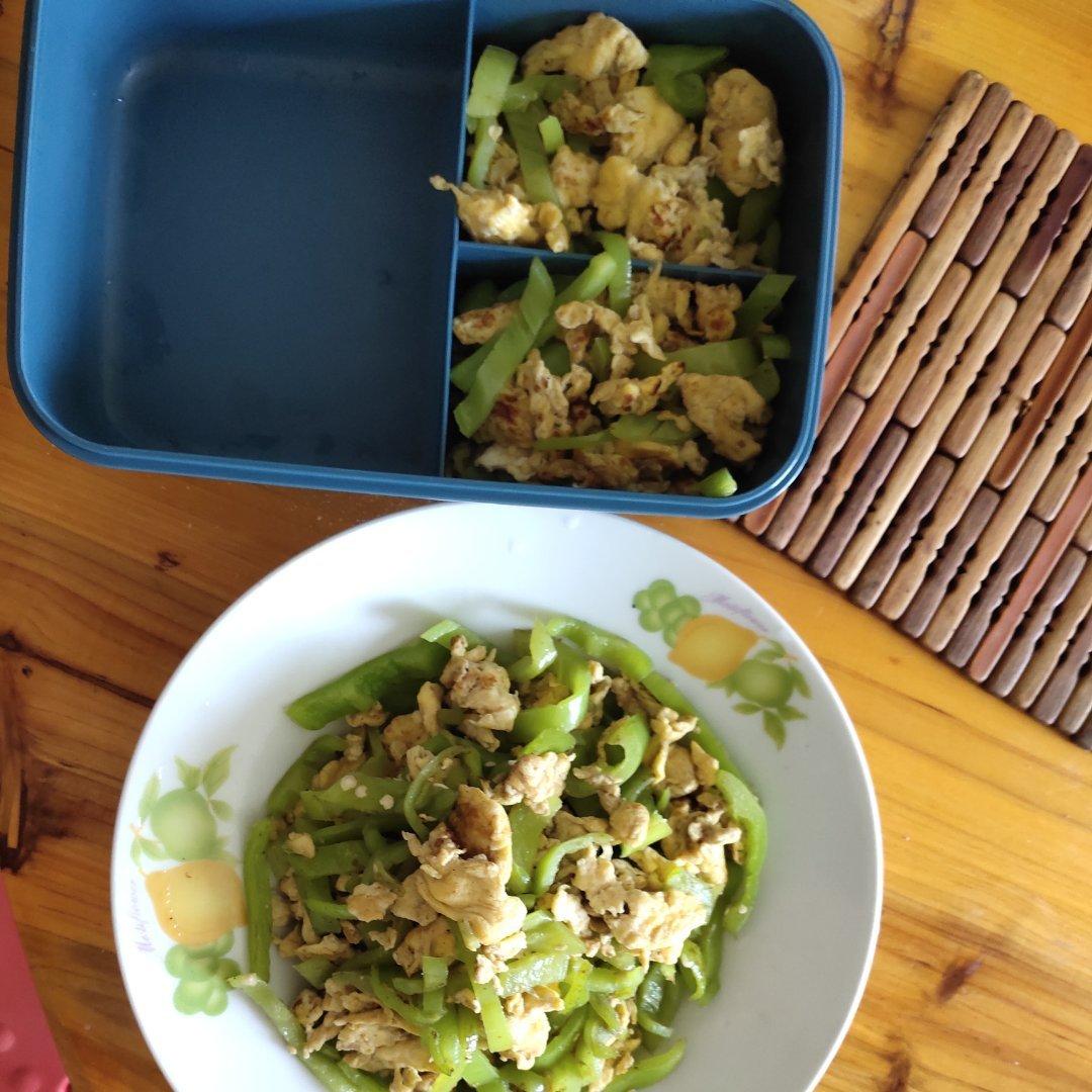 超级下饭菜青椒炒鸡蛋