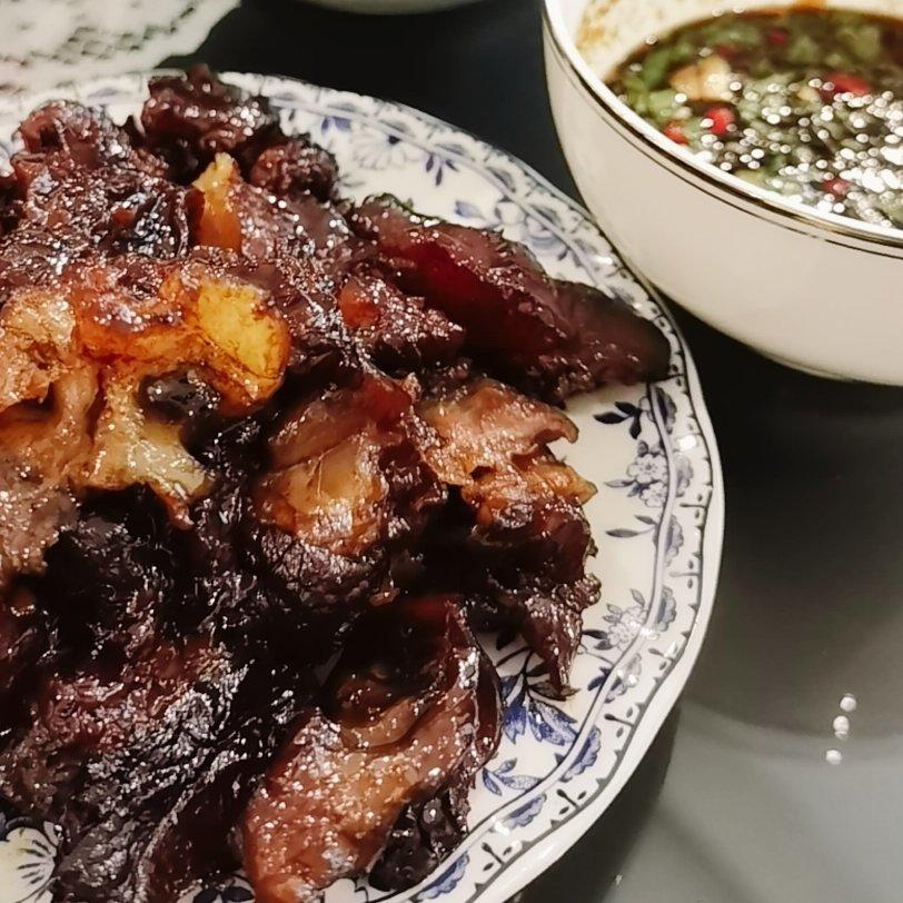 红烧牛窝骨